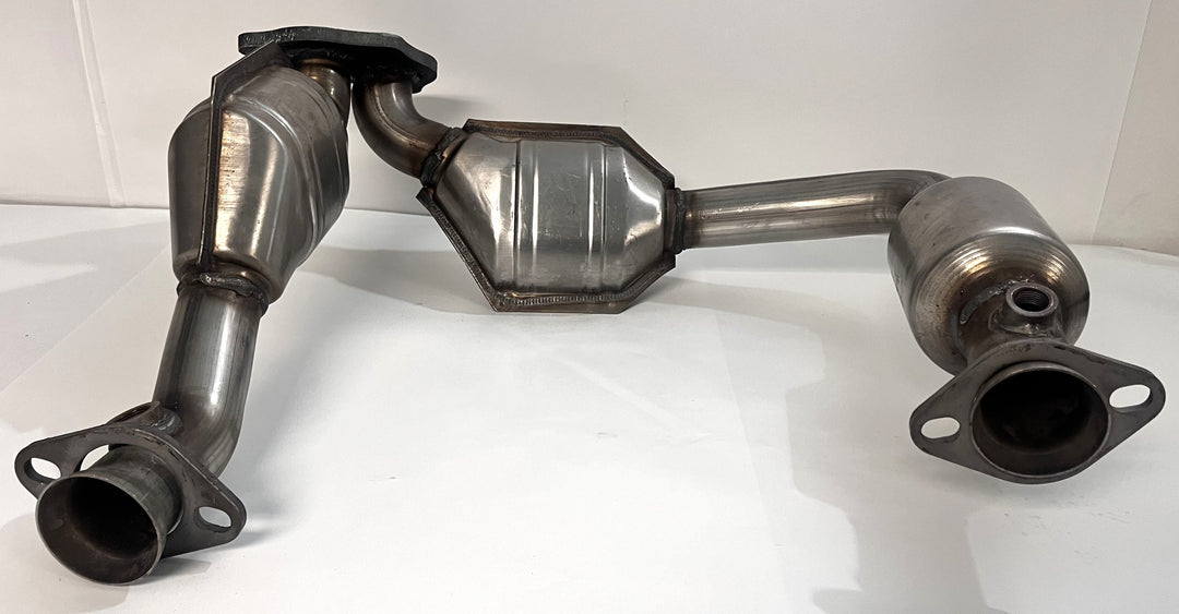 MagnaFlow 93168 Direct Fit Catalytic Converter