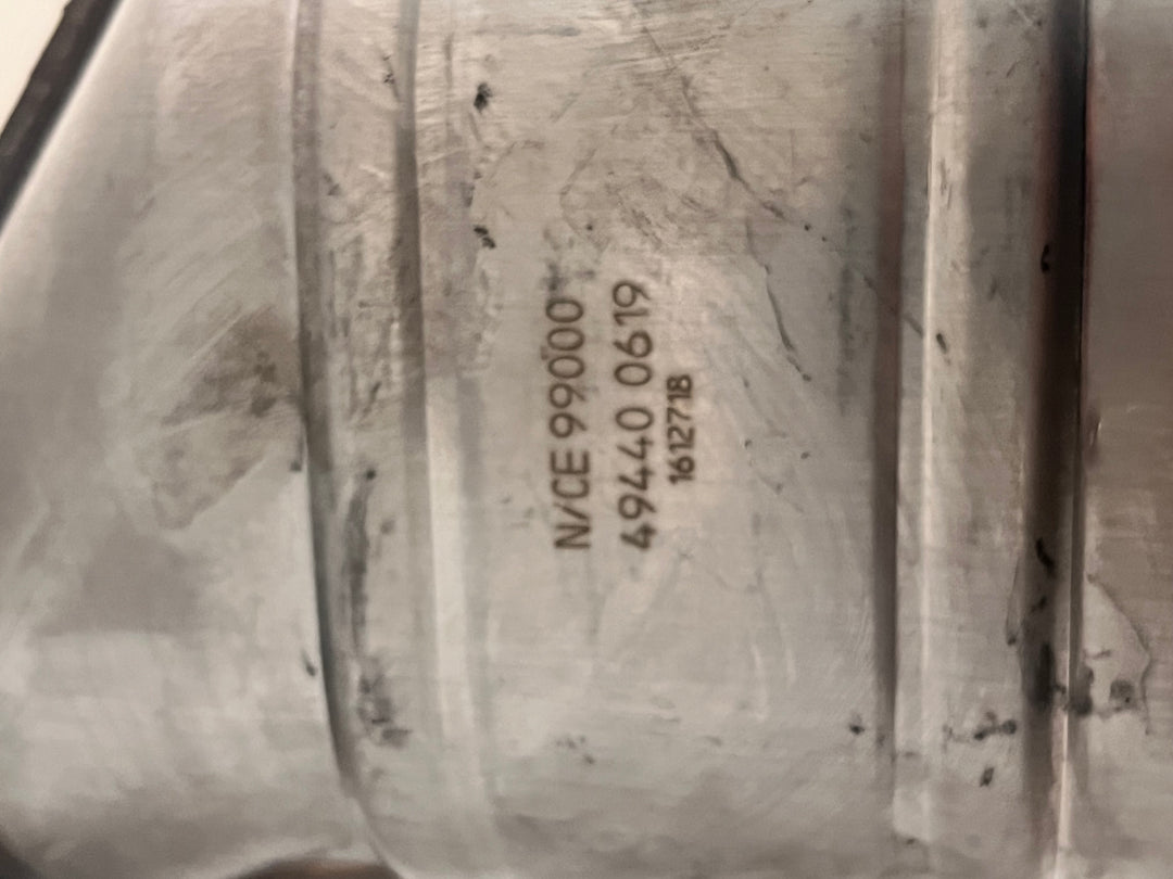 MagnaFlow 93168 Direct Fit Catalytic Converter