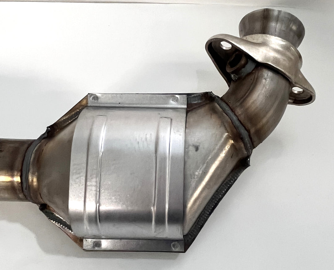 MagnaFlow 49705 Direct Fit Catalytic Converter