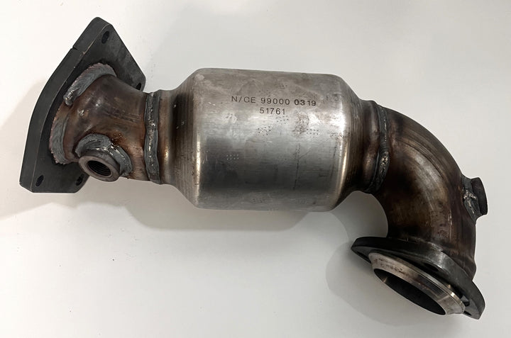 MagnaFlow 24971 Direct Fit Catalytic Converter