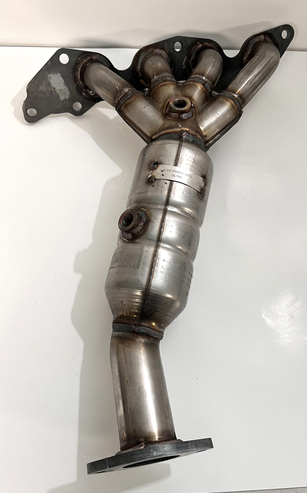 MagnaFlow 24198 Direct Fit Catalytic Converter