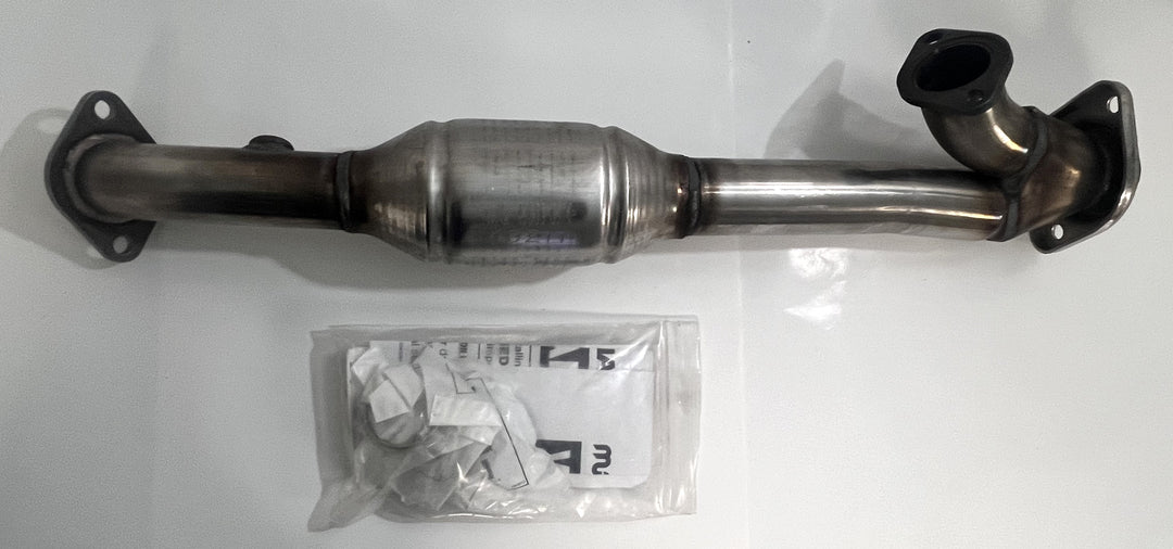 MagnaFlow 49211 Direct Fit Catalytic Converter