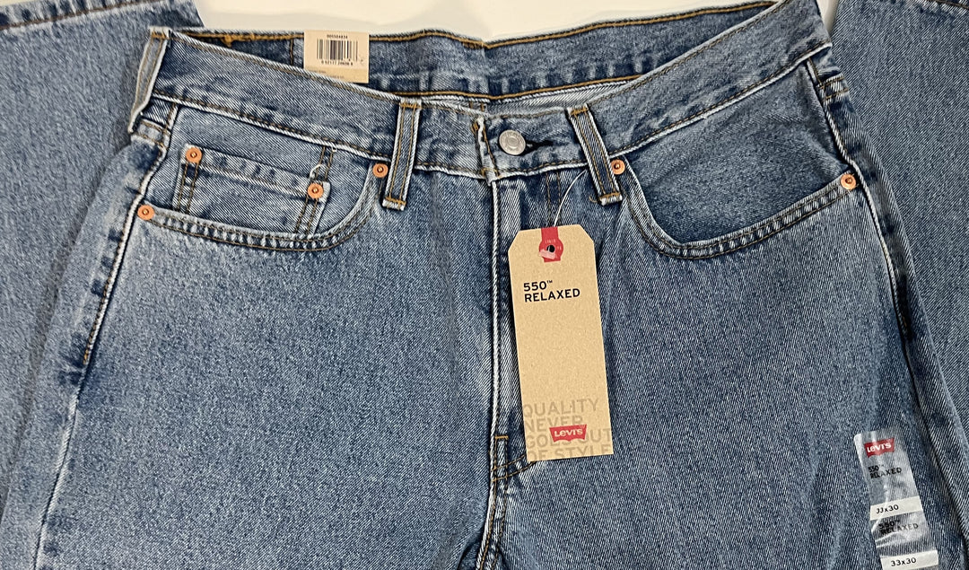 Levi's Men's 550 Relaxed Fit Jeans size 33" W x 30" L