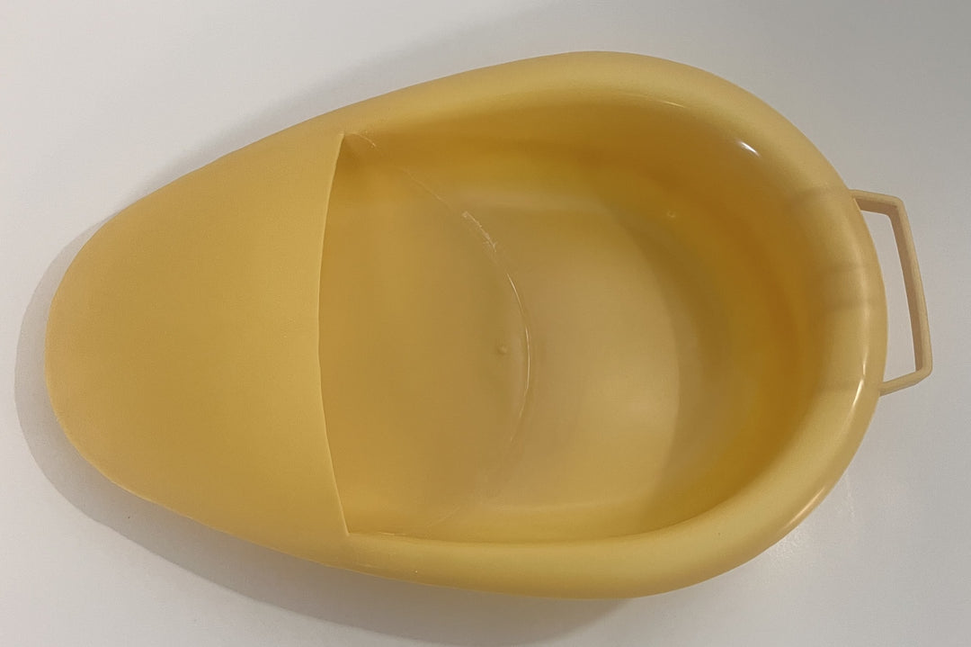 Medegen Large Fracture Bedpan Gold, Disposable Plastic (12-Pack)