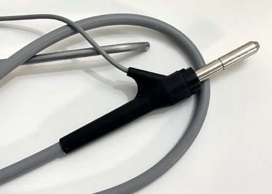 (2) Genzyme FocalSeal Light Wand with Case