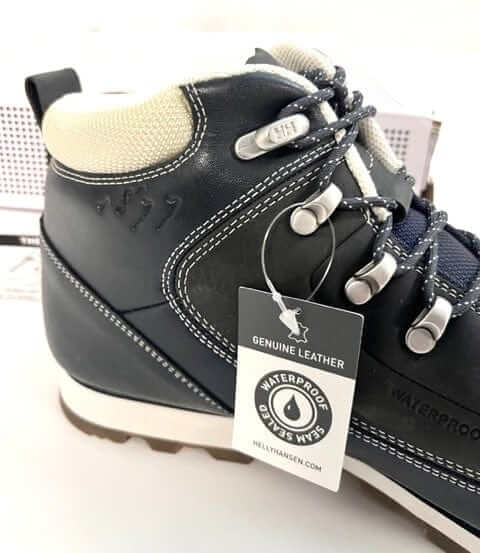 Helly Hansen 105-13.597 Men's The Forester Waterproof Boots, Navy/Vaporous Gray/Sperrygum 9 / Navy/Vaporous Gray/Sperrygum