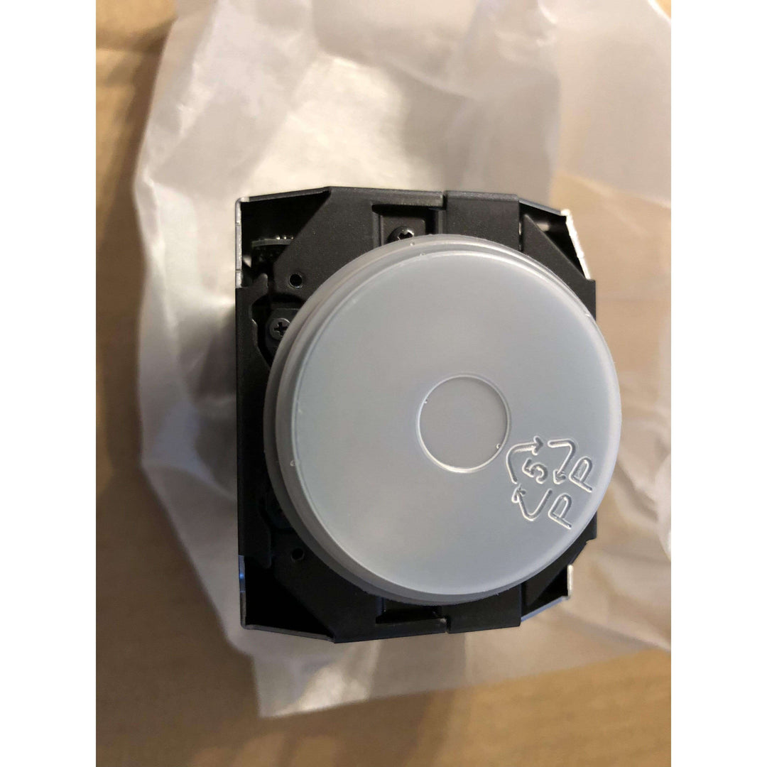 Hitachi VK-S655EN SD Block PAL Camera Lens