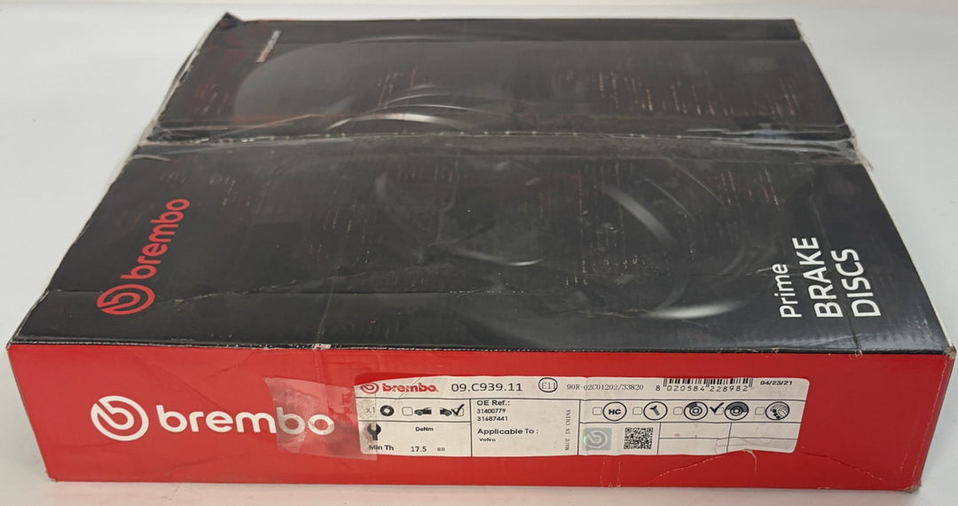 Brembo Premium UV Coated Rear Brake Rotor | 09.C939.11 (Volvo XC90, XC60, XC40 Recharge)