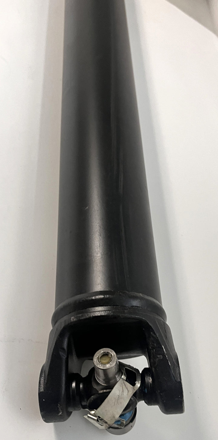 Rear Drive Shaft RRP-016-00115: High-quality replacement part designed for durability and optimal performance in vehicle drivetrains.