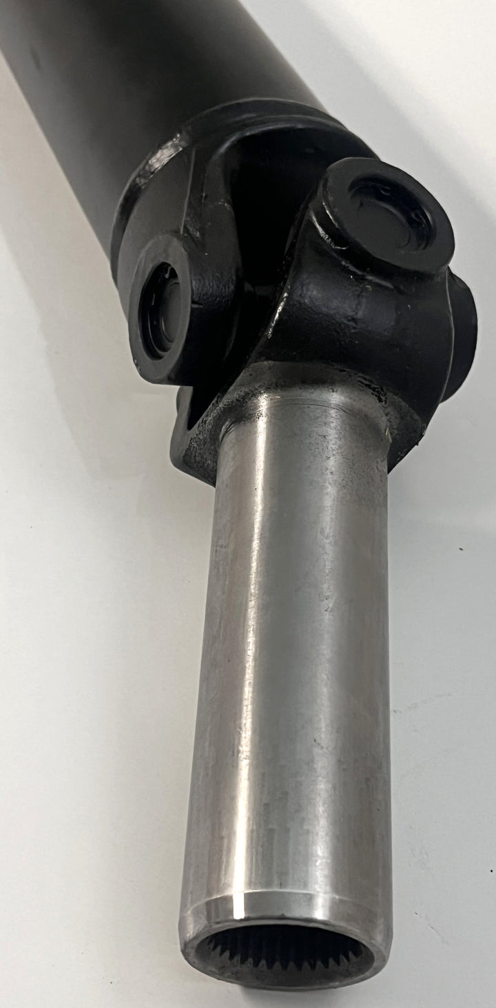 Rear Drive Shaft RRP-016-00115: High-quality replacement part designed for durability and optimal performance in vehicle drivetrains.