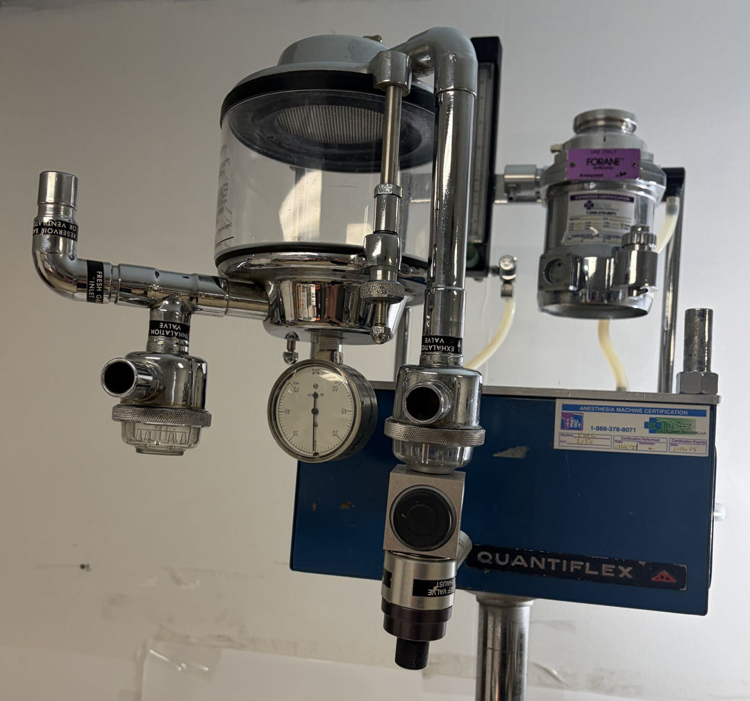 Quantiflex VMC Veterinary Anesthesia Machine w/ Isoflurane Vaporizer &amp; Gas-Vak
