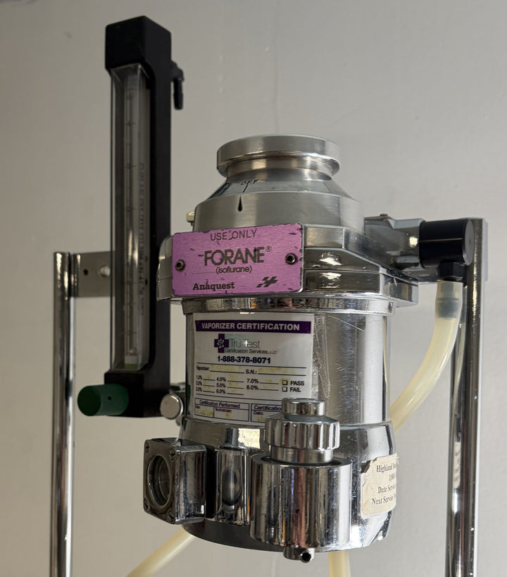 Quantiflex VMC Veterinary Anesthesia Machine w/ Isoflurane Vaporizer &amp; Gas-Vak