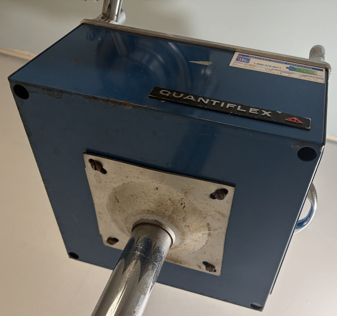 Quantiflex VMC Veterinary Anesthesia Machine w/ Isoflurane Vaporizer &amp; Gas-Vak