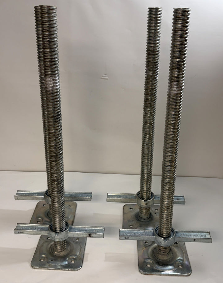 MetalTech M-MBSJP24H 24" Hollow Screw Leveling Jack with Base Plate - Galvanized Steel Scaffolding Jack