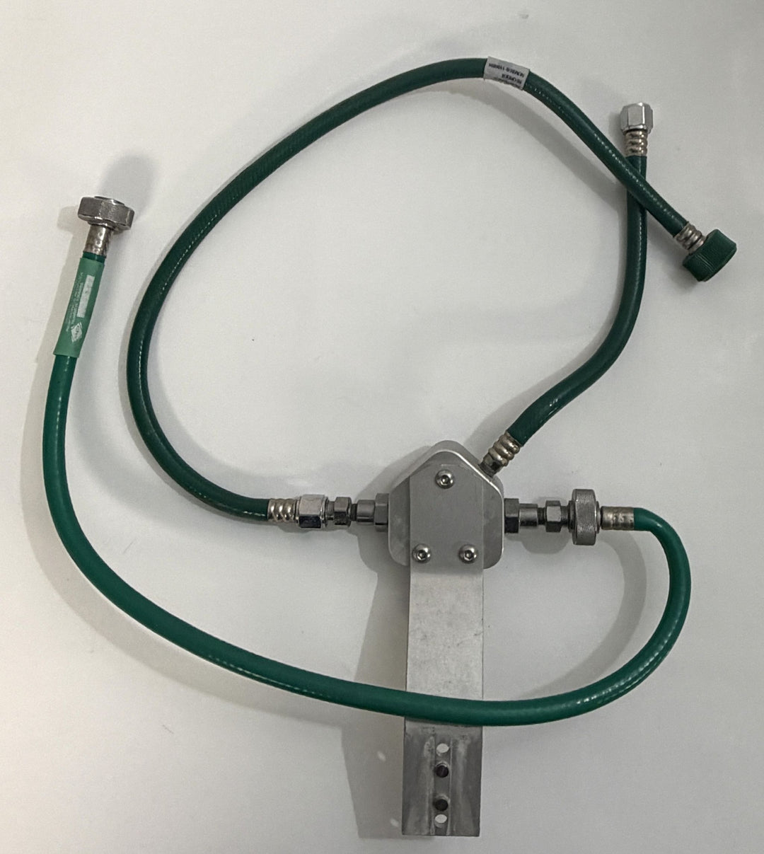 Philips Respironics O2 manifold assembly 1109668 Rev B with three green oxygen hoses for V60 ventilators, pre-owned medical equipment