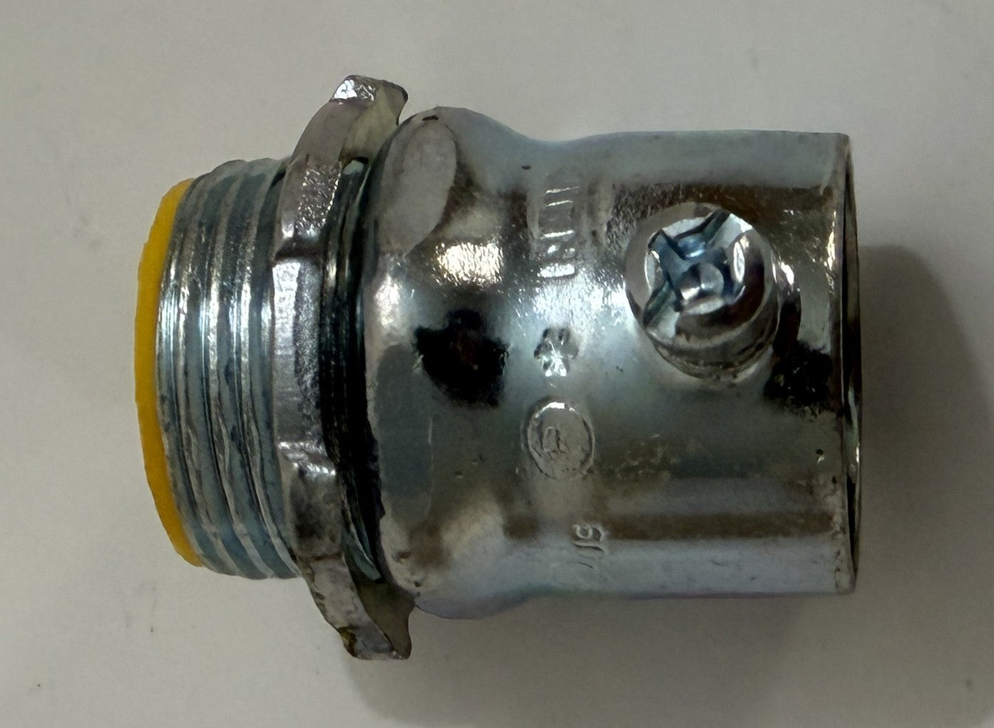 Eaton Crouse-Hinds 1451 3/4" Set Screw Type Box Connector (25-Pack)