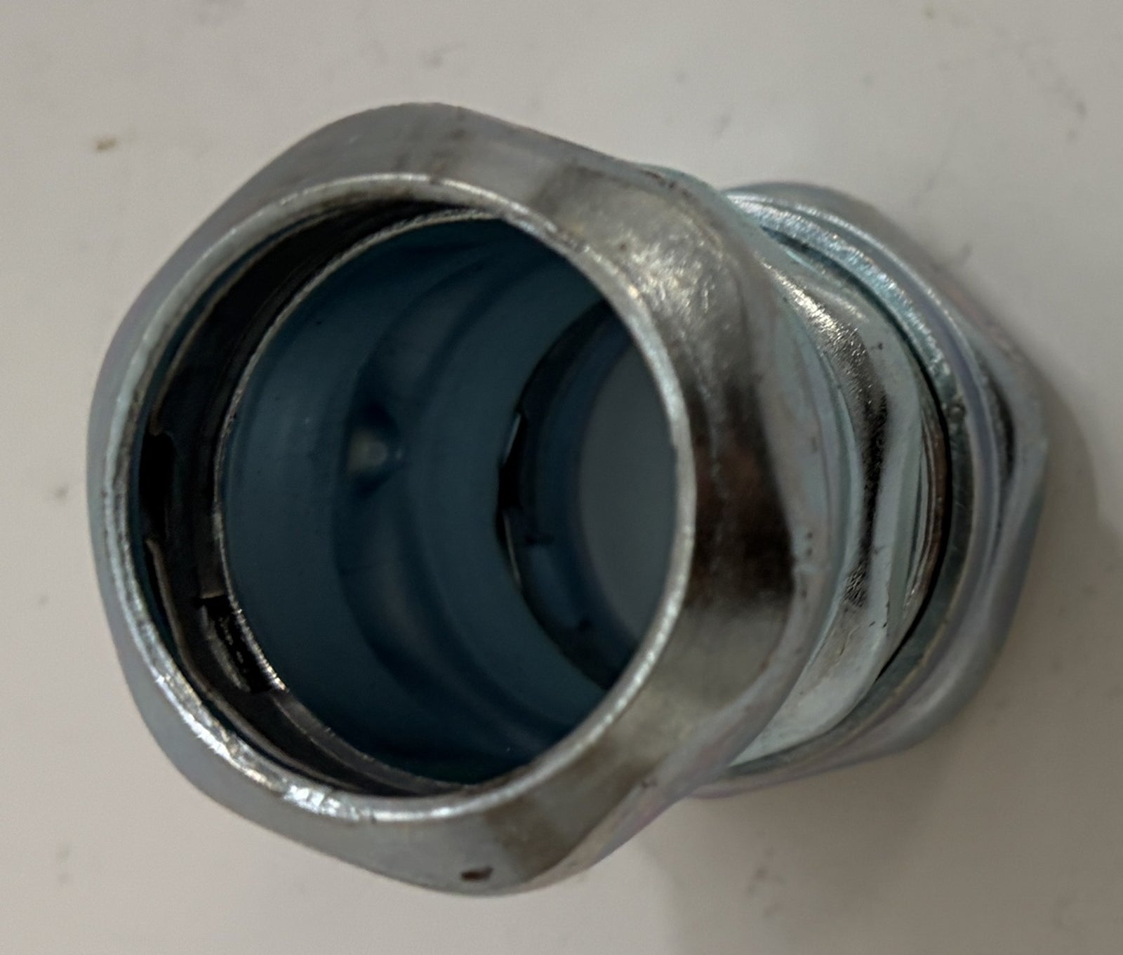 Eaton Crouse-Hinds 662 1" EMT Compression Type Coupling – 2 boxes of 25 (50 couplings total)