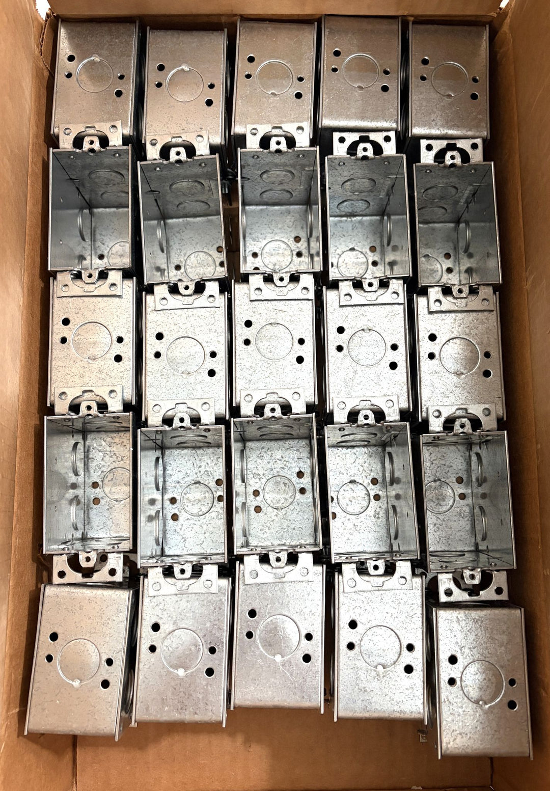 Eaton Crouse-Hinds TP252 Switch Box 3-1/2" Depth (25/Box)