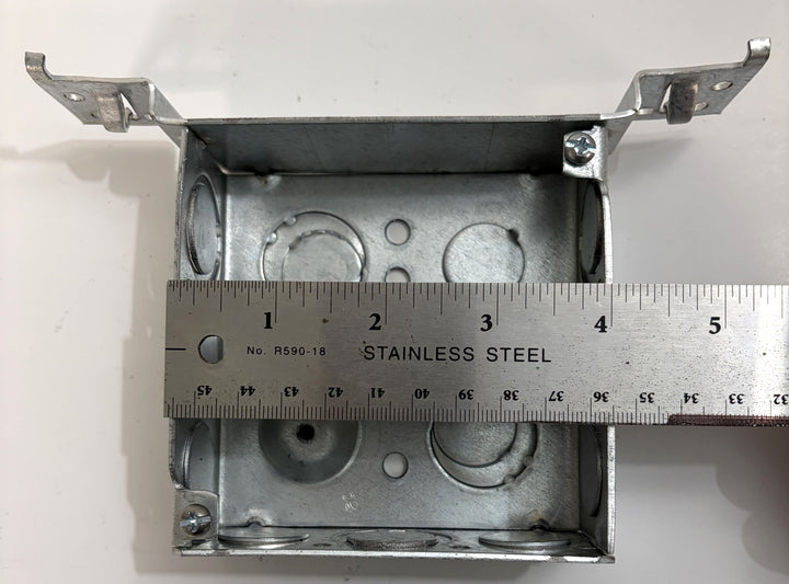 Eaton Crouse-Hinds TP423 4" Square Box, 1-1/2" Deep (25/Box)