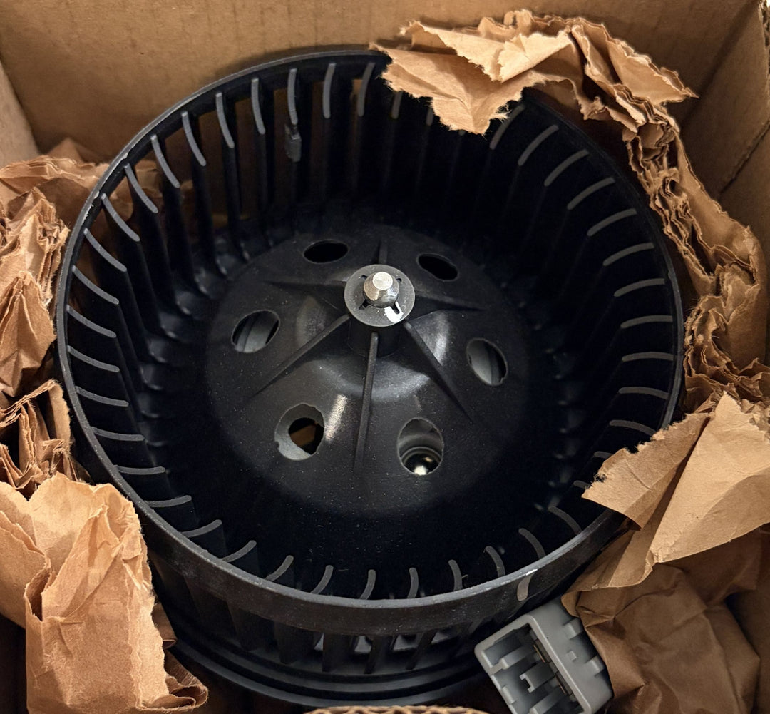 Four Seasons 76973 Blower Motor 12V HVAC Replacement