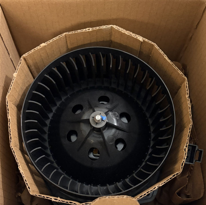 Four Seasons 75777 Blower Motor 12V HVAC Replacement