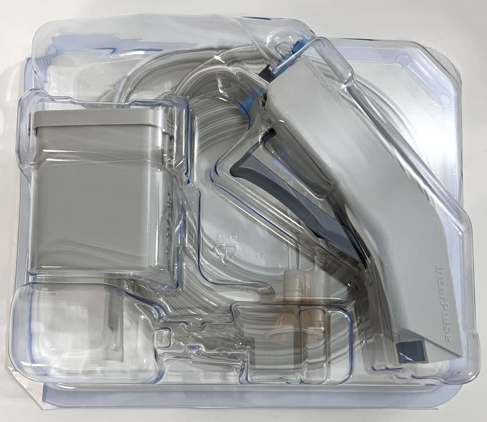 Stryker InterPulse Handpiece Set 0210-110-000 with bone cleaning tip and suction tube
