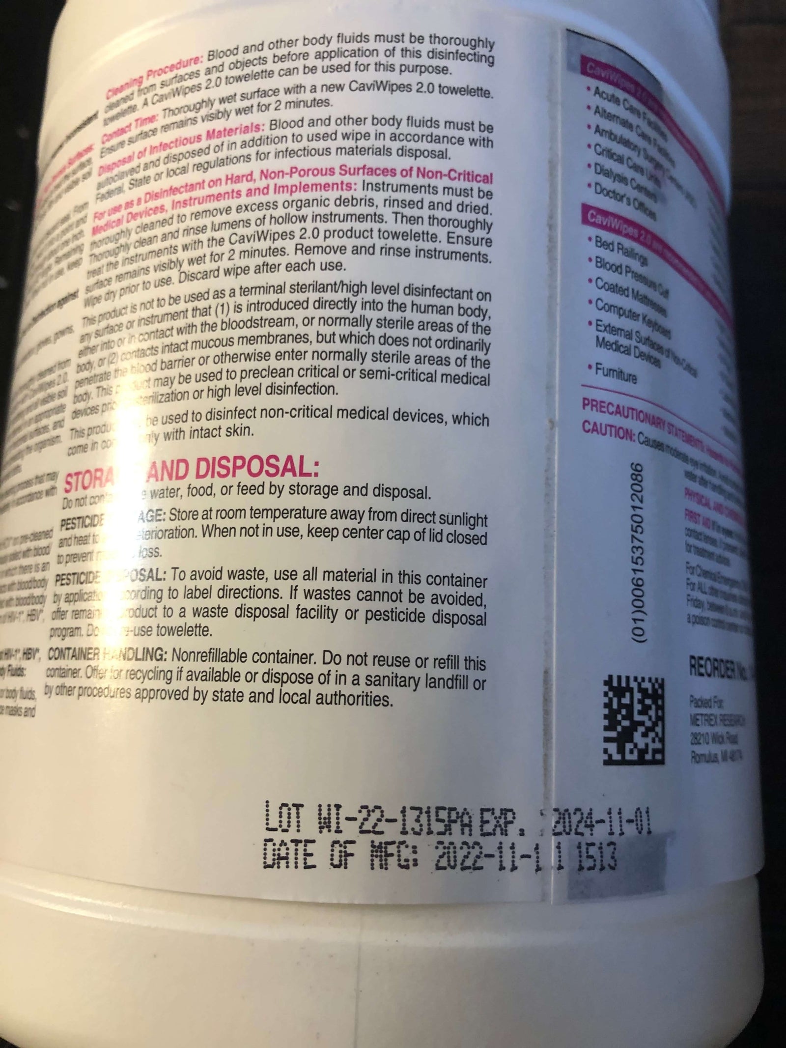 CaviWipes 2.0 surface disinfectant wipes canister, alcohol scent, 780 count (65 Wipes per Canister, 12 Canisters/Case), effective cleaning and disinfecting for various surfaces.