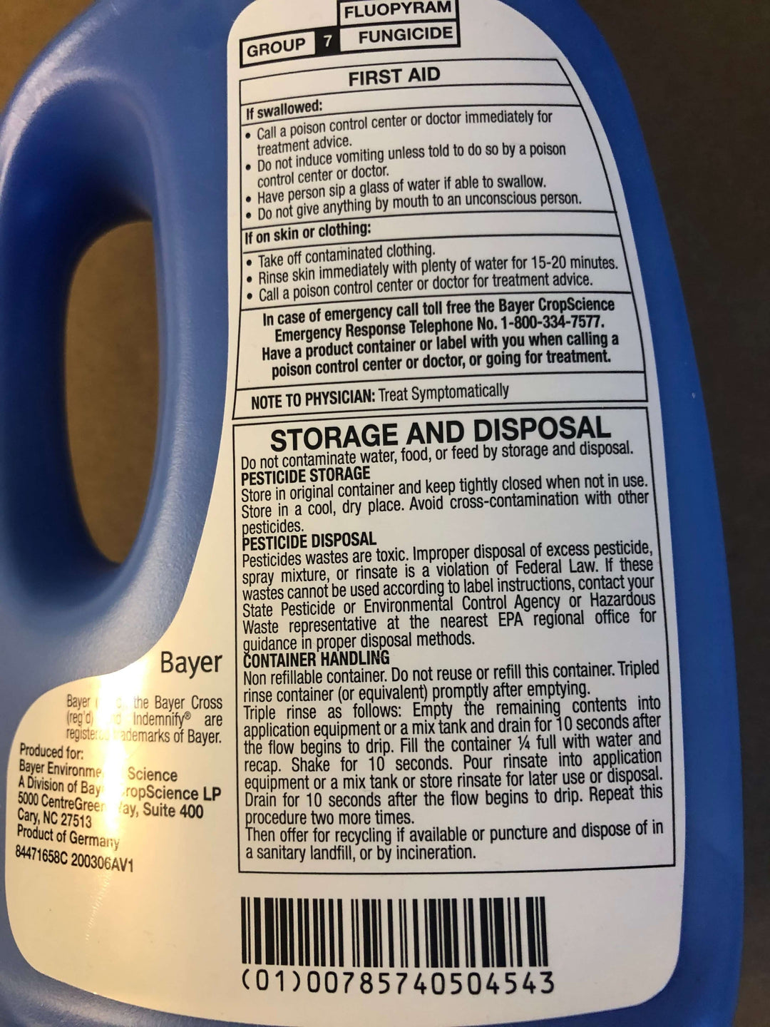 Bayer Indemnify Turf Nematicide 17.1 oz bottle, designed for controlling harmful nematodes in turfgrass for healthy lawn care.