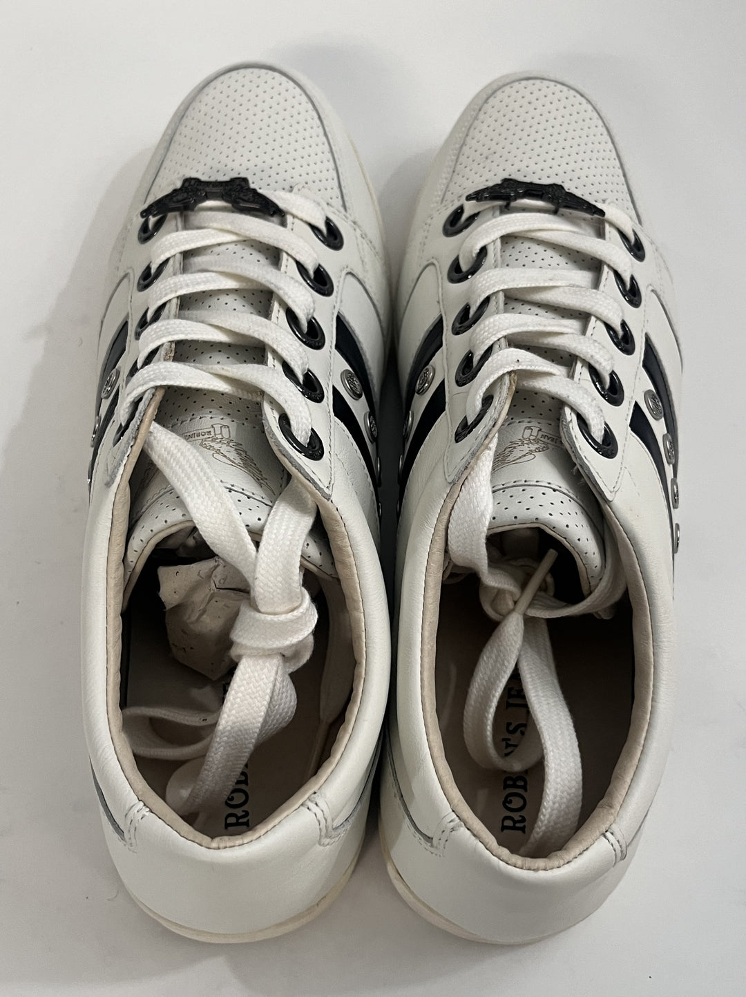 Men's Maddox White Sneakers w/Black Stripes