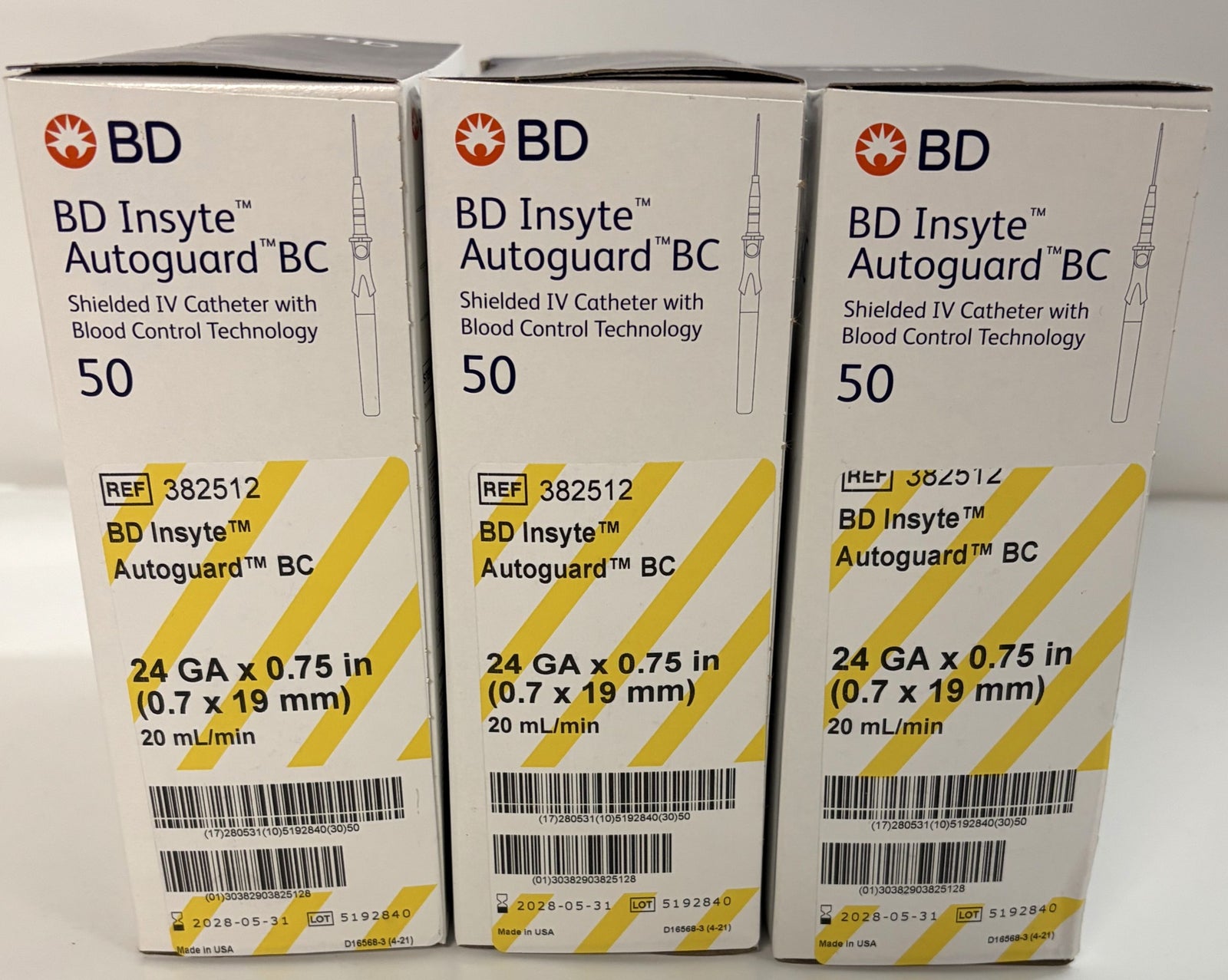 BD 382512 Insyte Autoguard BC Shielded IV Catheter, 24G x 0.75 in - 3 Boxes