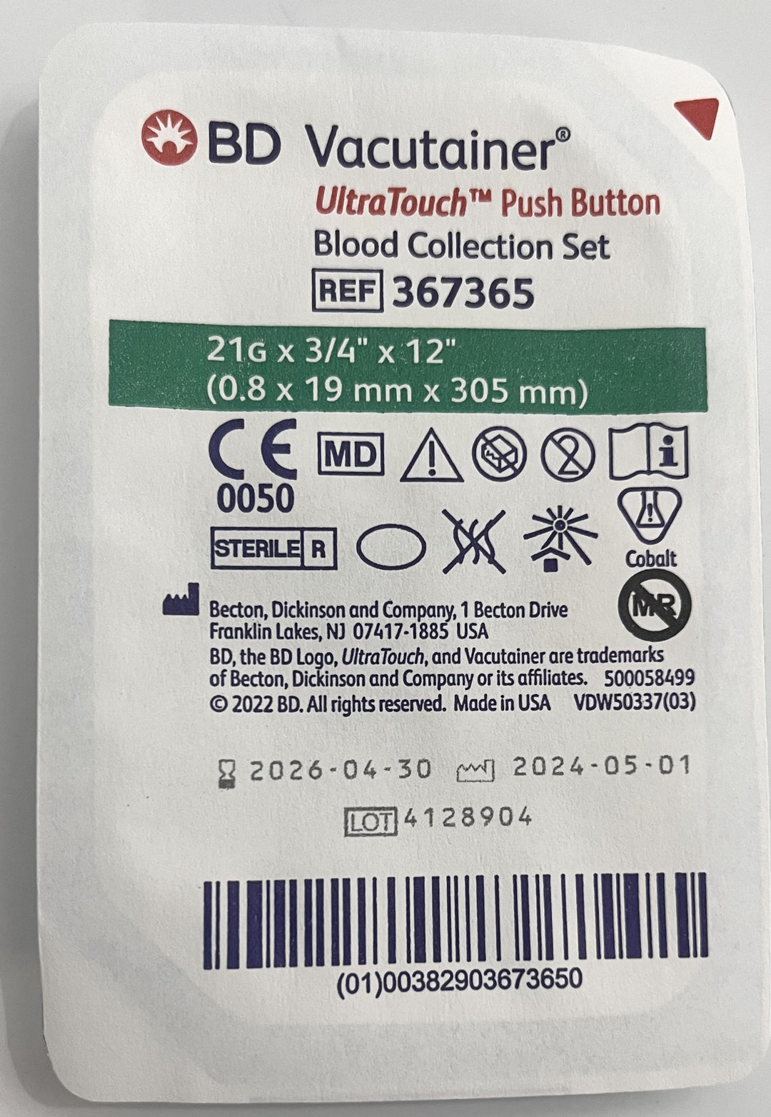 Vacutainer UltraTouch Push Button Blood Collection Set, 50 per case, for safe and precise blood draws.