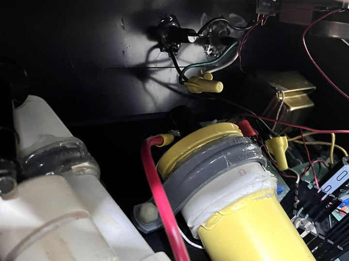 Light Beam Generator w/ Carrying Case – For Parts or Repair