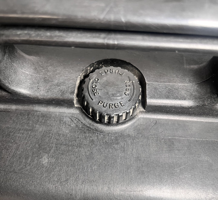 Light Beam Generator w/ Carrying Case – For Parts or Repair