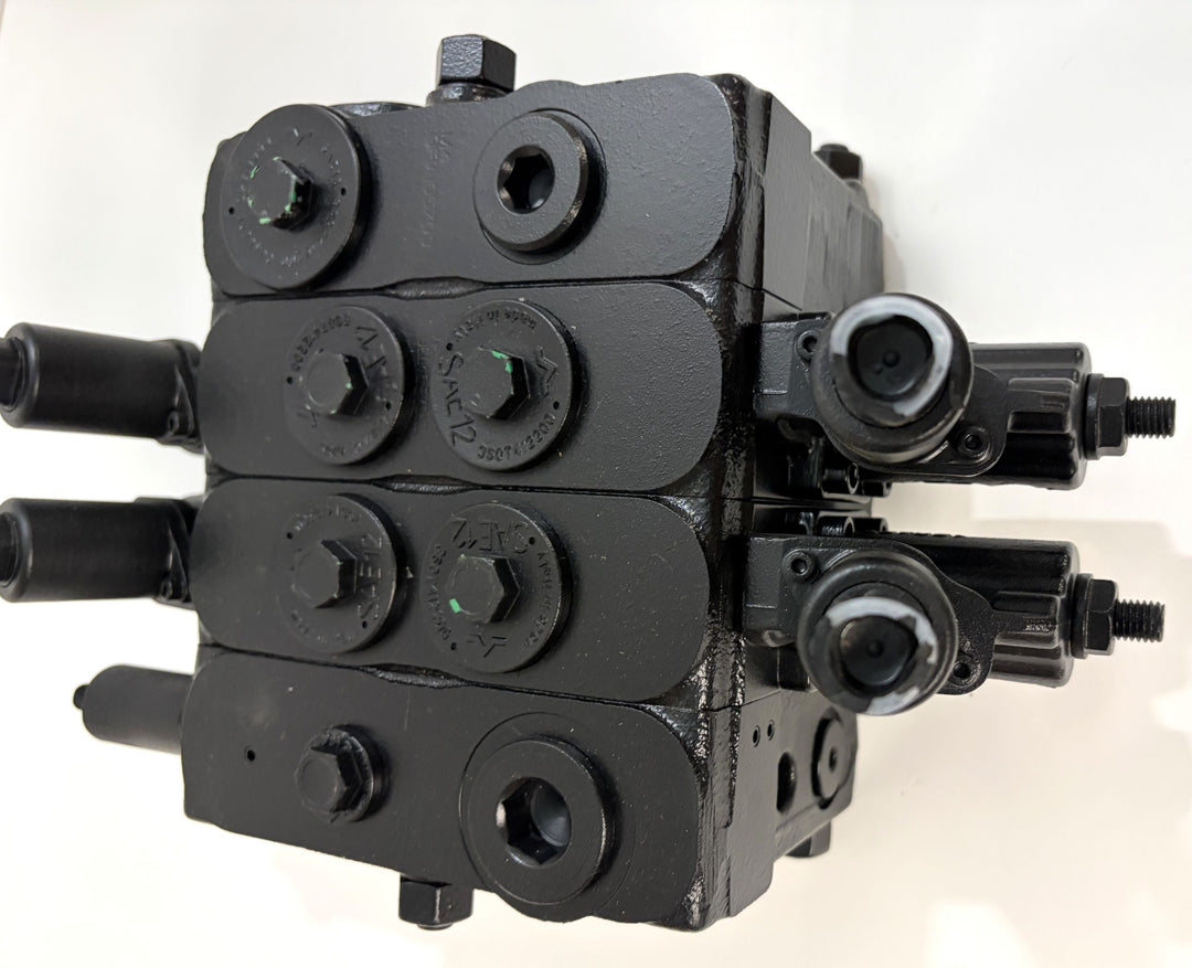 Walvoil 7GH355001 New OEM Hydraulic Directional Control Valve