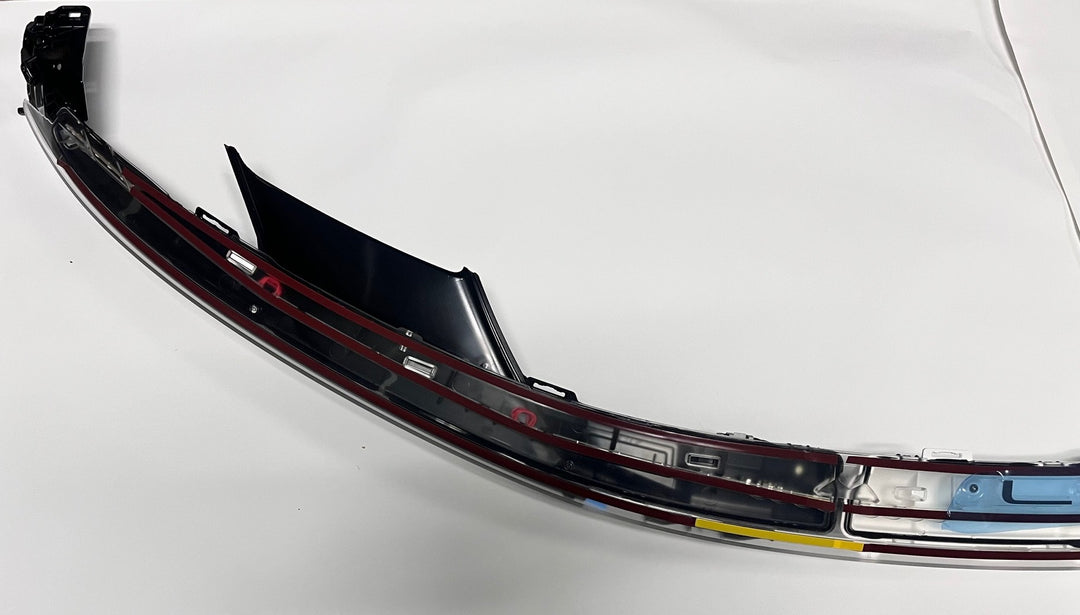 Front view of Lucid P11-L130K1-08 Nose Lamp SAE with Platinum and Polish Foil finish, OEM 2022–2025.
