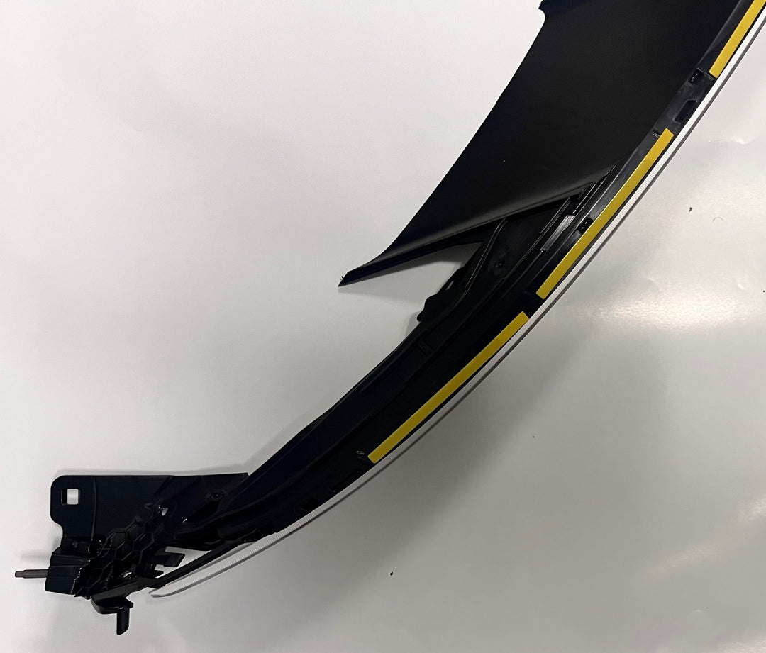 Front view of Lucid P11-L130K1-08 Nose Lamp SAE with Platinum and Polish Foil finish, OEM 2022–2025.
