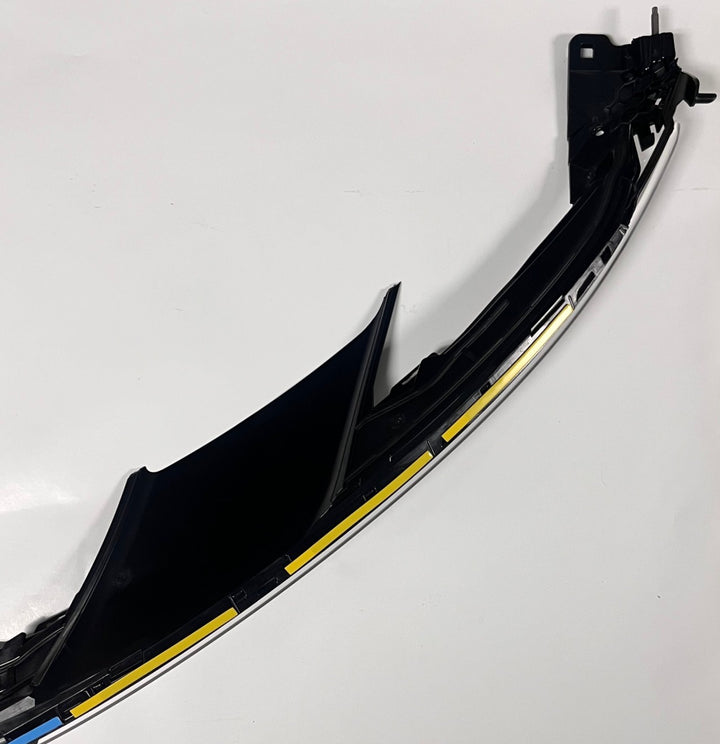 Front view of Lucid P11-L130K1-08 Nose Lamp SAE with Platinum and Polish Foil finish, OEM 2022–2025.
