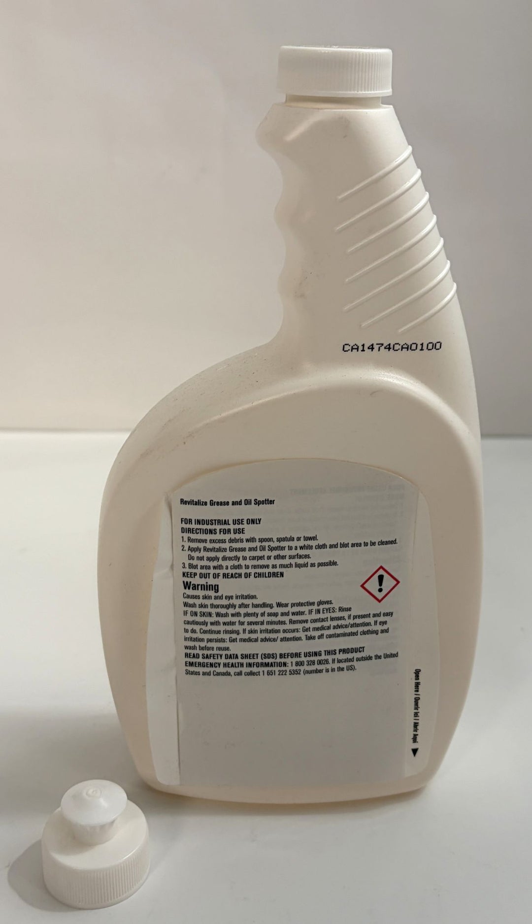 Ecolab Revitalize Grease & Oil Spotter 22oz Carpet Cleaner 6101145