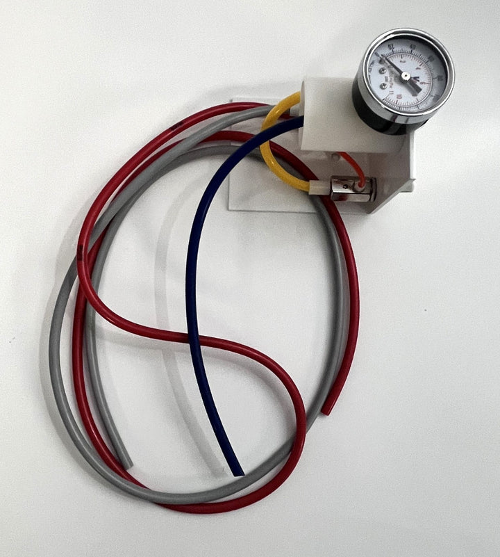 DCI International Self-Relieving Regulator with hose and gauge