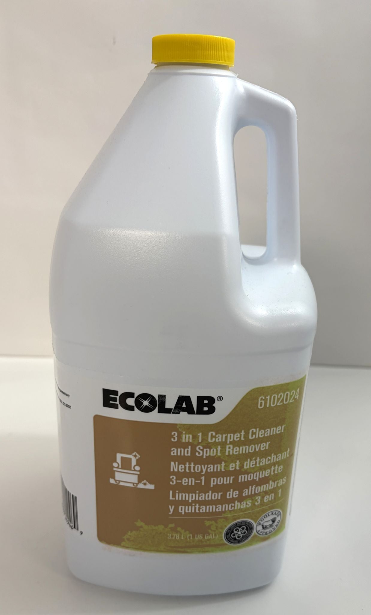 Ecolab 6102024 3 in 1 Carpet Cleaner Spot Remover 1 Gallon