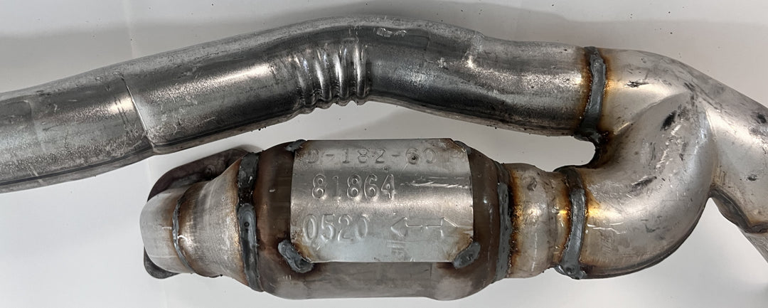 81864 CalCat Direct Fit Catalytic Converter by Walker Exhaust
