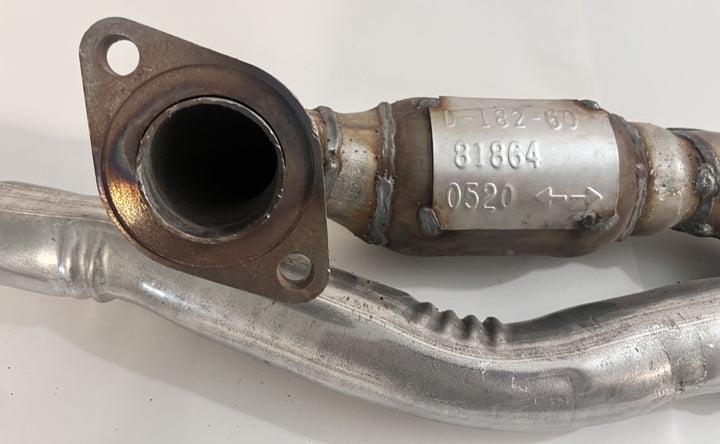 81864 CalCat Direct Fit Catalytic Converter by Walker Exhaust