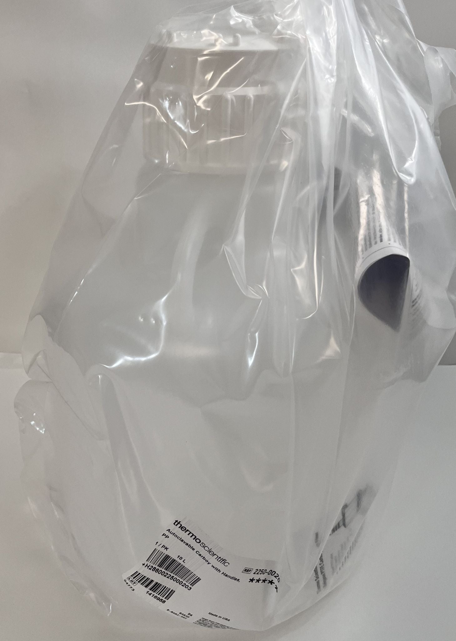 Thermo Scientific 2250-0020 LDPE Carboy with Handles, 10L, 1/Pk