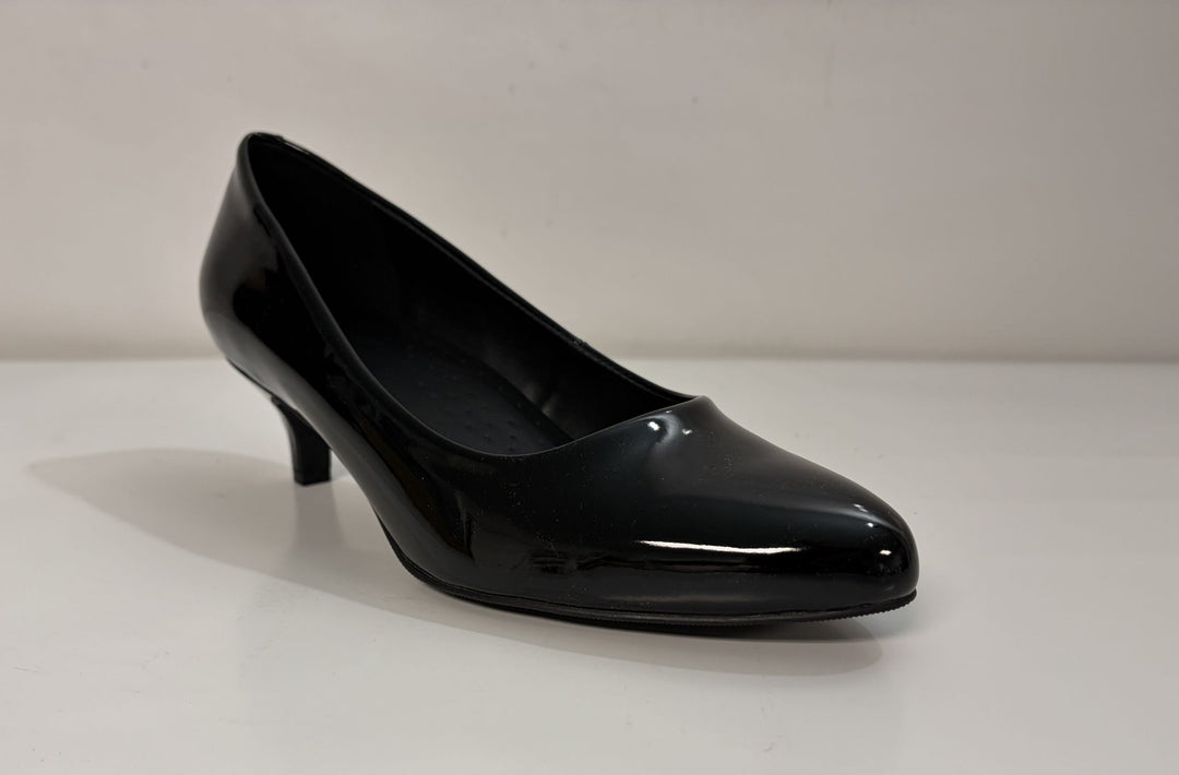 Trotters Kiera Heels Black Size 8 Wide Women&