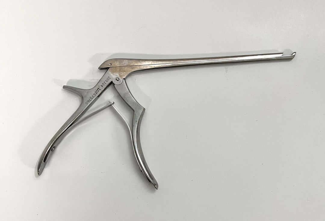 Aesculap Kerrison Rongeur: Precision surgical instrument designed for neurosurgery and orthopedic procedures, ensuring accuracy and durability.