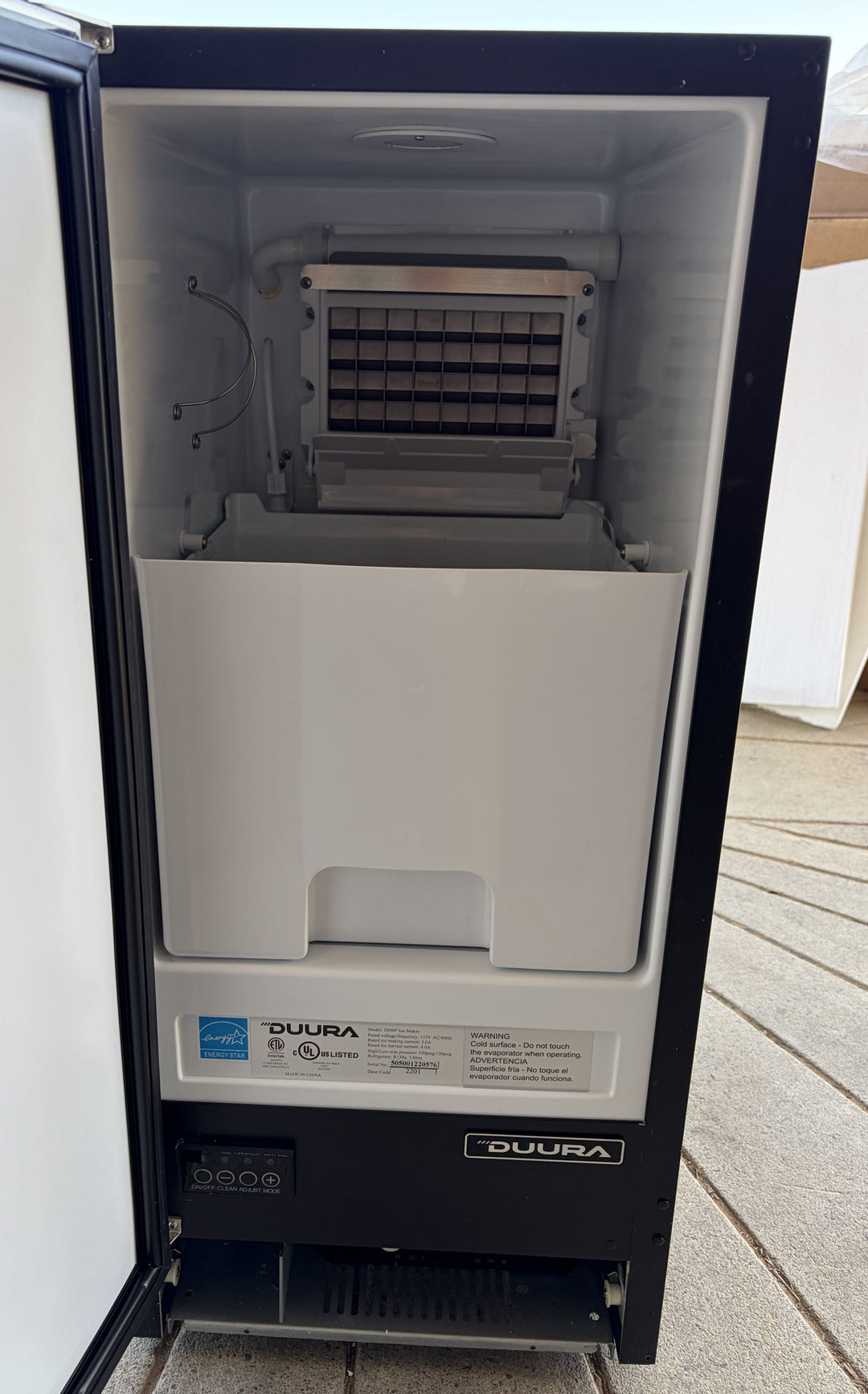 Duura D150P 15" Built-In Ice Maker | 115V 60Hz | Open Box / Cosmetic Blemish