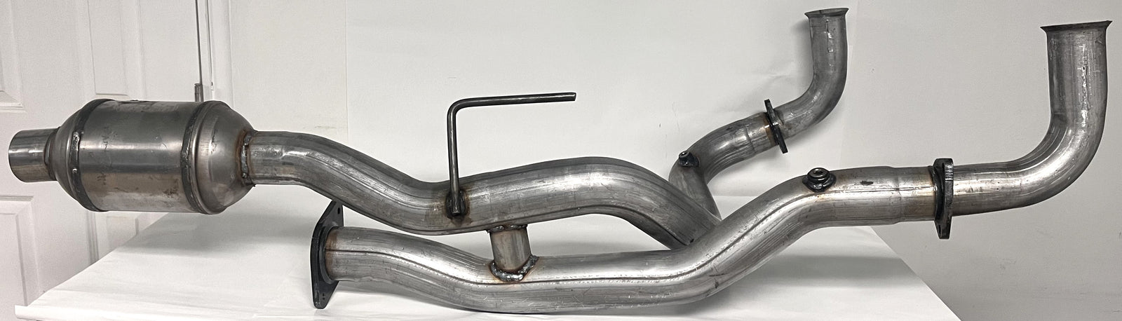 NEM 70900 EM 4113 EM 5114 Catalytic Converter U-Haul