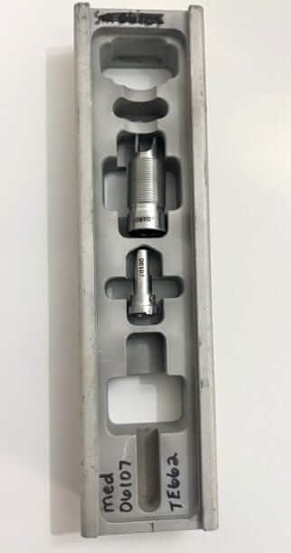 Aesculap TE662 Stainless/06107: Durable instruments with holder, ideal for precise medical and surgical applications. Made from high-quality stainless steel.