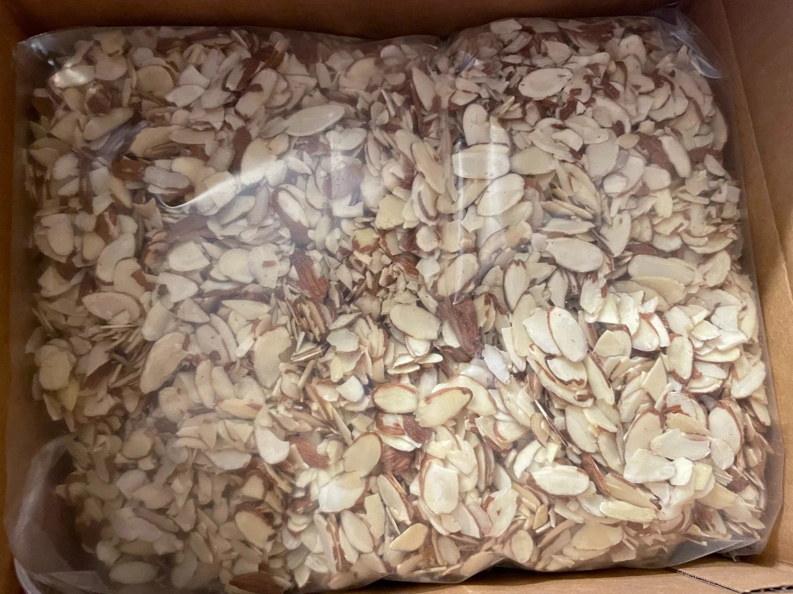 CHEFS WAREHOUSE Sliced Almonds 5 lb Box Bulk Baking Nuts Fresh