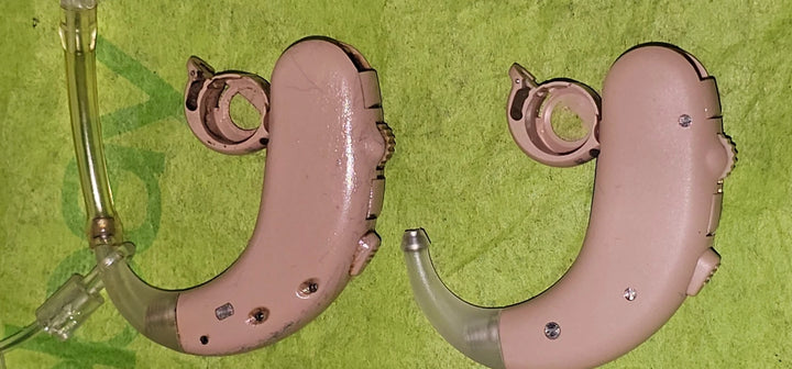 PAIR of Siemens Fast P BTE Hearing Aids